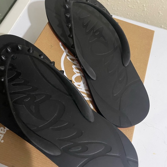 NWT never worn Louis Vuitton Size7/8 flip flop black and red, possibly , unisex - Picture 1 of 5